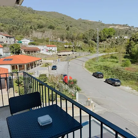 Pensionat Encosta Do Monte 3*