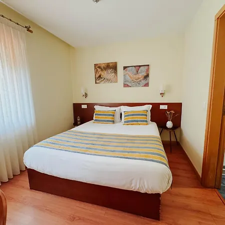 Encosta Do Monte - Charming 3*