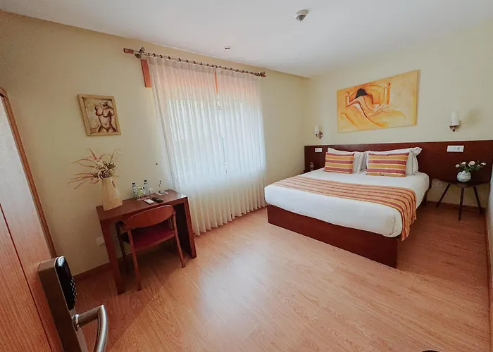 Encosta Do Monte - Charming 3*