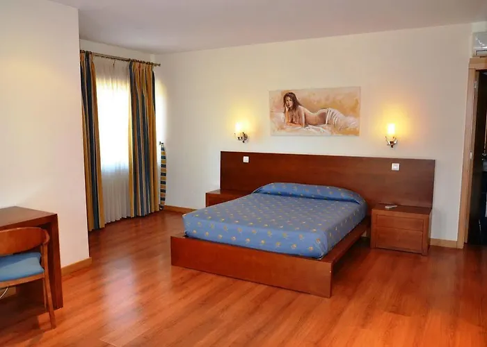 Encosta Do Monte - Charming Gasthuis 3*